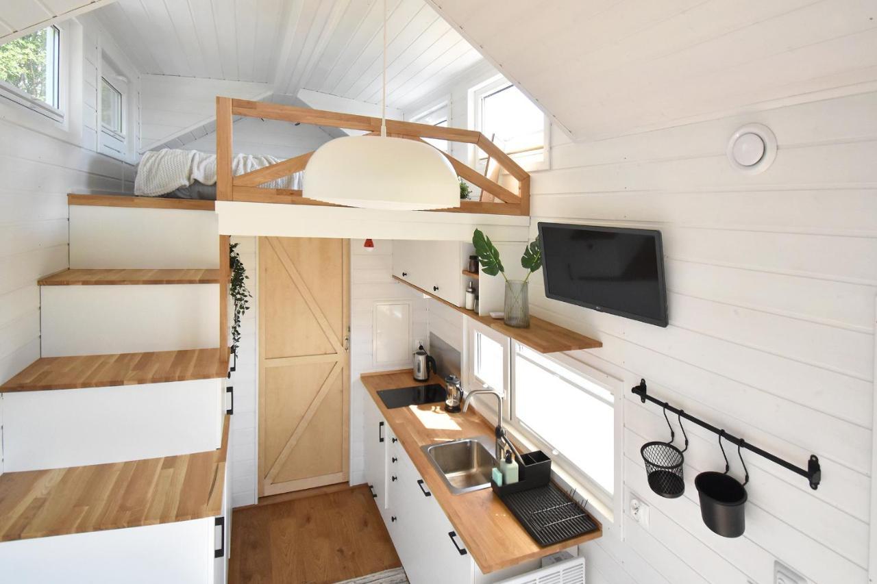 Dadaj Park - Tiny House Villa Biskupiec  Buitenkant foto